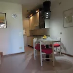 公寓 Villaggio Ginepri 比比翁